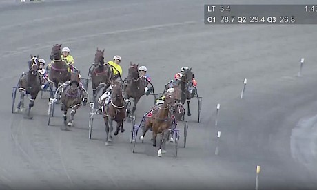 Argyle is forced four wide turning for home on a fast sectional but keeps coming for Angus Garrard.