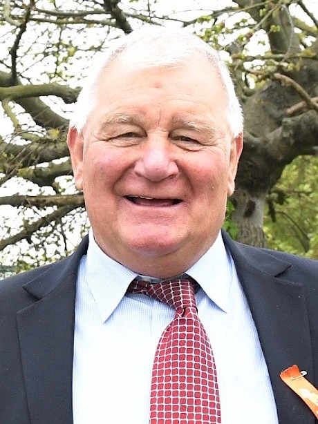 Ian Middleton … “I’ll find you another horse.”