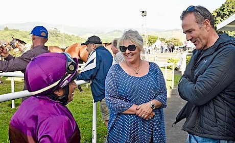Platinum Invador’s part-owner Neville McAlister with trainer Lisa Latta. PHOTO: Race Images.