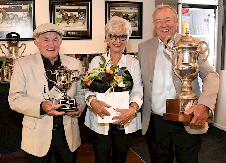 John Street, right, pictured with Jim and Anne Gibbs who, along with Roger James, trained 1986 New Zealand Derby winner Tidal Light.
