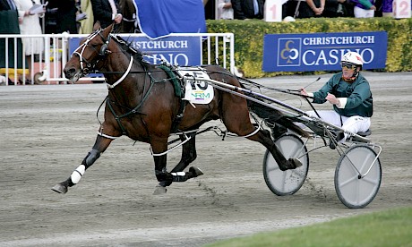 Maurice’s namesake Maurice McKendry driving Sir Lincoln in one of his greatest wins, the Sires’ Stakes Final at Addington.