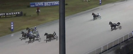 In his last standing start Zealand Star, on the outside of the track, comes down pacing but has lost too much ground in a sprint.