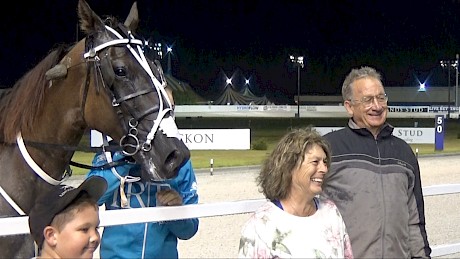 Trainer Ray Green, wife Debbie and enthusiastic helper Matthew Hjalmarsson after Recco Lover’s last win.