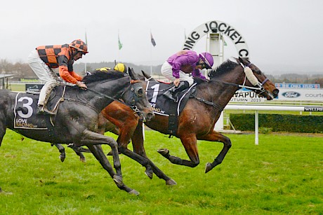 Robbie Hannam drives Johnny Lincoln to the line to score an overdue second win. PHOTO: Race Images.