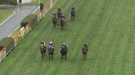 Platinum Rapper, second from left, fights out a tight four-way finish at Wanganui today.