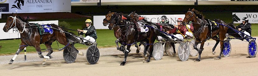 The Bull Pen easily beat Big On Personality in April after trailing. PHOTO: Joel Gillan/Race Images.