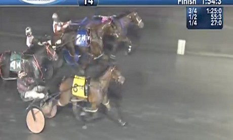 In pouring rain, Lincoln’s Girl gets over the top of her rivals at Harrington in 1:54.3.