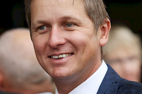 Trainer Stephen Marsh has vacated all his horses from the Cambridge track which has closed.