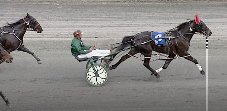 Al Barnes eases down Franco Nandor after his all-the-way triumph.