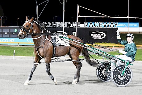 Zachary Butcher salutes after a 10 out of 10 drive. PHOTO: Chanelle Lawson.