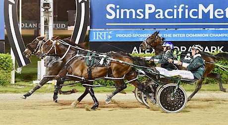 Nate Delany behind Lincoln River, inner, gets the better of Zachary Butcher and Frankie Major. PHOTO: Megan Liefting/Race Images.