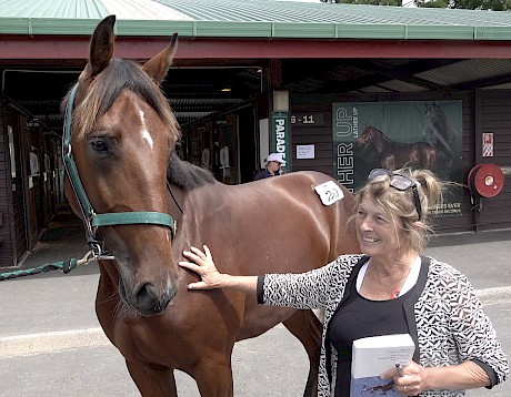 Debbie Green was chuffed to get lot 20, a cracking looking Bettor’s Delight colt, for only $30,000.
