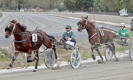 Sugar Ray Lincoln paced better when trailing Lincoln Lou at the Pukekohe workouts 12 days ago.
