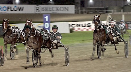 They’re out of contention but both Lincoln Lou (Andre Poutama) and Sugar Ray Lincoln (Maurice McKendry) are closing strongly.