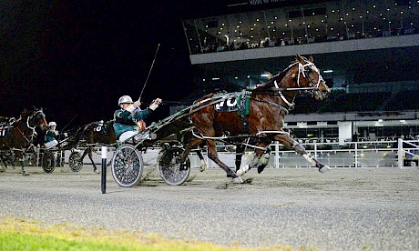 A perfect drive from Peter Ferguson saw Leo Lincoln upset in the Metro Final. PHOTO: Megan Liefting/Race Images.