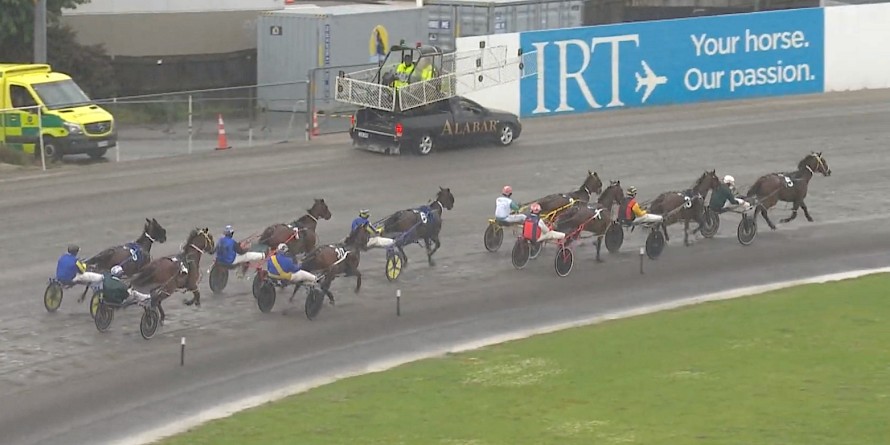 Into the first turn and Lincoln Wave leads, with stablemate Sammy Lincoln galloping at the rear after being all but decked.