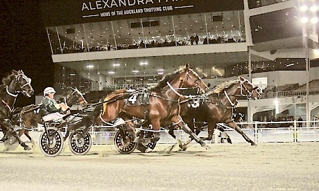 Sugar Ray Lincoln downs Blazing Louie, obscured, with Lincoln Wave (4) third. PHOTO: Megan Liefting/Race Images.