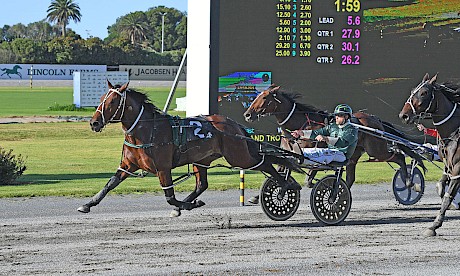 Lincoln Wave, an all-the-way winner at Auckland in March. PHOTO: Megan Liefting/Race Images.