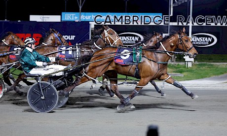 Leo Lincoln and Zachary Butcher arrive just in time at Cambridge. PHOTO: Ange Bridson/Race Images.